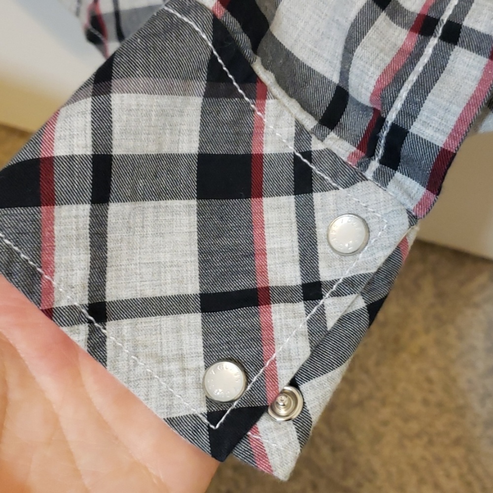 Guess button down - Picture 6 of 8